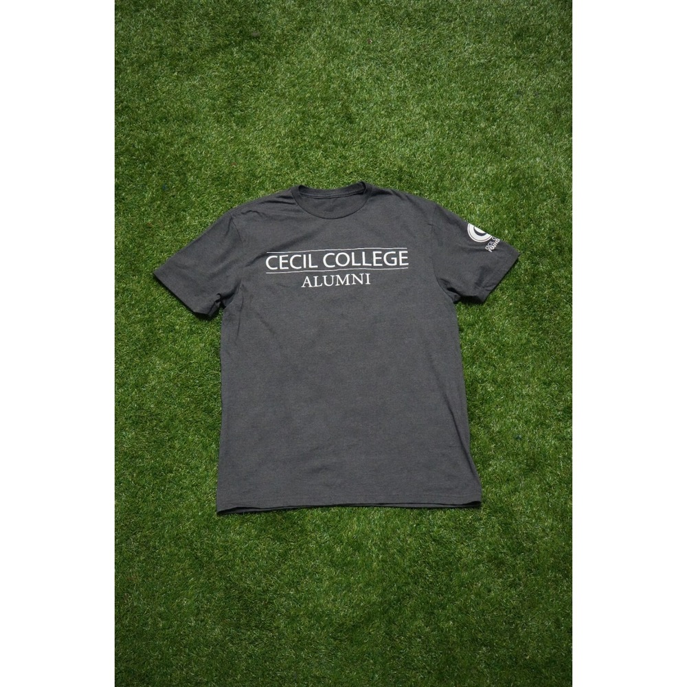 Cecil College Alumni T-Shirt Mens M Black Spellout Graphic Short Sleeve Pullover